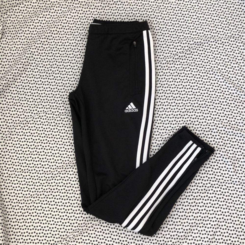 Adidas joggers